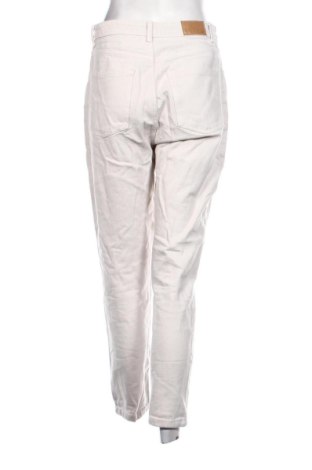 Дамски дънки Amisu, Размер M, Цвят Бял, Цена 15,33 €