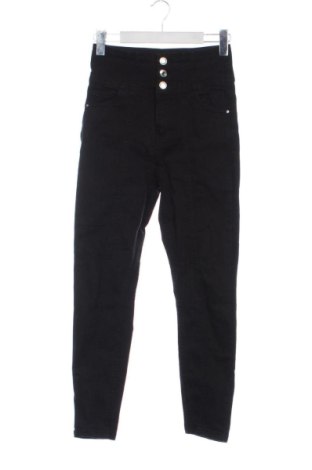 Blugi de femei Bershka, Mărime S, Culoare Negru, Preț 91,99 Lei
