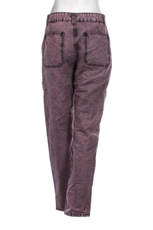 Blugi de femei Bershka, Mărime M, Culoare Mov, Preț 91,99 Lei