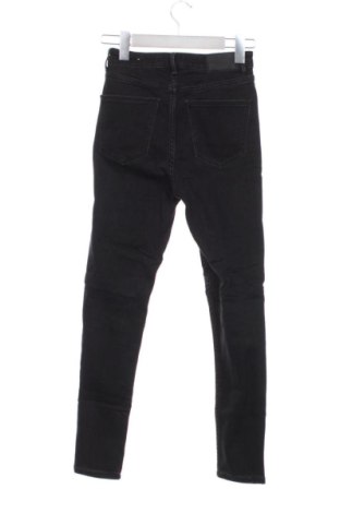 Blugi de femei Bershka, Mărime XS, Culoare Negru, Preț 78,20 Lei