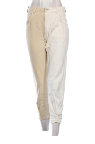 Blugi de femei Bershka, Mărime S, Culoare Multicolor, Preț 78,20 Lei