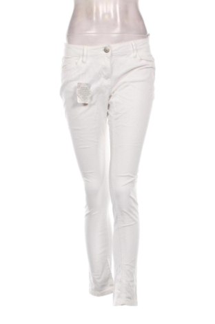 Blugi de femei Blue Motion, Mărime M, Culoare Alb, Preț 145,99 Lei