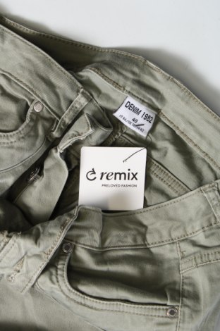 Blugi de femei Denim 1982, Mărime L, Culoare Gri, Preț 91,99 Lei