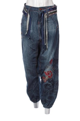 Дамски дънки Desigual, Размер L, Цвят Многоцветен, Цена 38,85 €