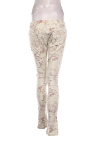 Blugi de femei Flame, Mărime M, Culoare Multicolor, Preț 91,99 Lei