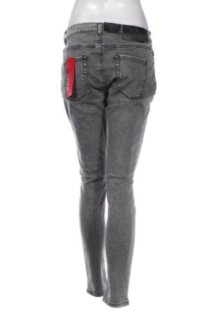 Blugi de femei Hugo Boss, Mărime L, Culoare Gri, Preț 677,72 Lei