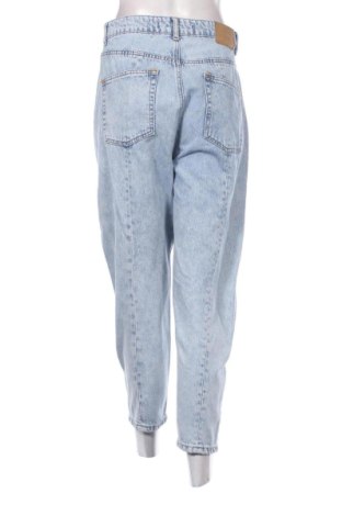 Blugi de femei Karol, Mărime M, Culoare Albastru, Preț 78,20 Lei