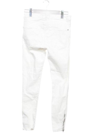 Γυναικείο Τζίν Mango, Μέγεθος S, Χρώμα Λευκό, Τιμή 17,00 €