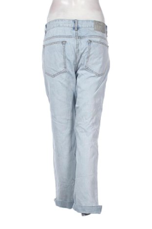 Damskie jeansy Pull&Bear, Rozmiar L, Kolor Niebieski, Cena 78,99 zł