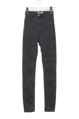Blugi de femei Pull&Bear, Mărime XXS, Culoare Negru, Preț 144,30 Lei