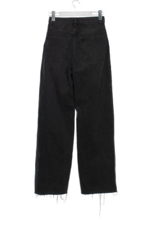 Dámske džínsy  Sisley, Veľkosť XS, Farba Čierna, Cena  72,55 €