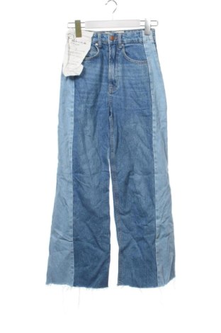 Damen Jeans Stradivarius, Größe XS, Farbe Blau, Preis 19,99 €