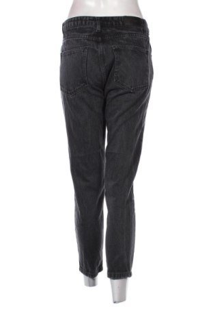 Blugi de femei Stradivarius, Mărime M, Culoare Gri, Preț 91,99 Lei