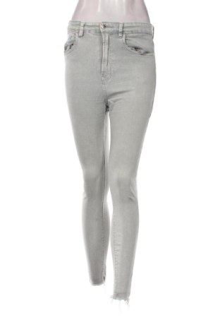 Dámske džínsy  Stradivarius, Veľkosť M, Farba Sivá, Cena  14,82 €