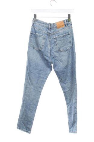 Damskie jeansy Stradivarius, Rozmiar XS, Kolor Niebieski, Cena 78,99 zł