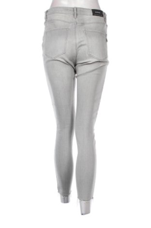 Дамски дънки Stradivarius, Размер L, Цвят Сив, Цена 15,00 €