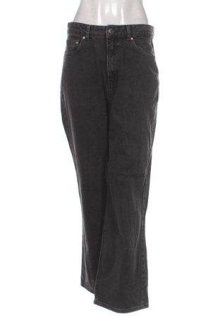 Blugi de femei Stradivarius, Mărime L, Culoare Gri, Preț 78,20 Lei