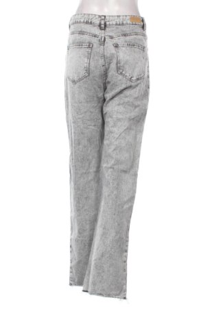 Damskie jeansy Terranova, Rozmiar M, Kolor Szary, Cena 78,99 zł