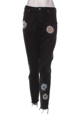 Дамски дънки Unbranded, Размер S, Цвят Многоцветен, Цена 15,33 €