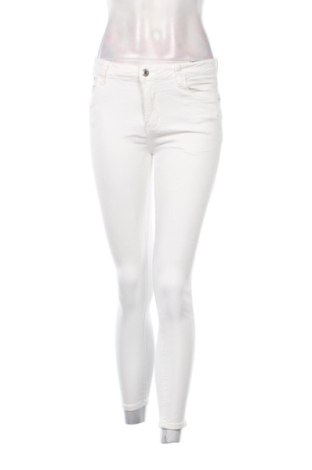Női farmernadrág Unbranded, Méret S, Szín Fehér, Ár 7 499 Ft
