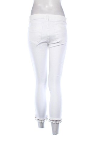 Дамски дънки Unbranded, Размер M, Цвят Бял, Цена 15,00 €