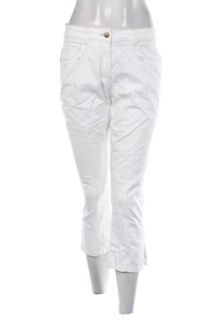 Дамски дънки Unbranded, Размер M, Цвят Бял, Цена 15,33 €
