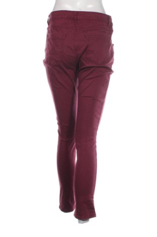 Dámske džínsy  Unbranded, Veľkosť XL, Farba Červená, Cena  15,00 €