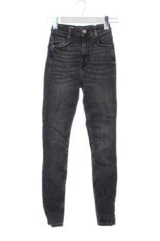 Blugi de femei Zara, Mărime XXS, Culoare Negru, Preț 72,99 Lei