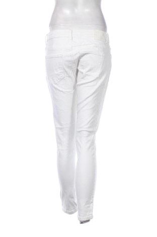 Γυναικείο Τζίν Zara, Μέγεθος M, Χρώμα Λευκό, Τιμή 16,99 €