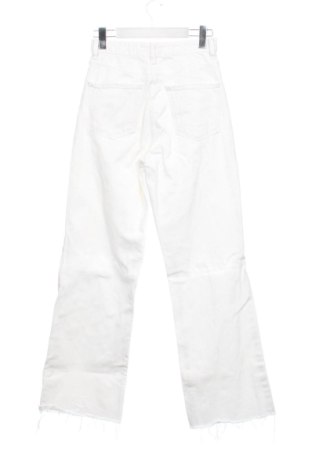 Blugi de femei Zara, Mărime S, Culoare Alb, Preț 72,99 Lei
