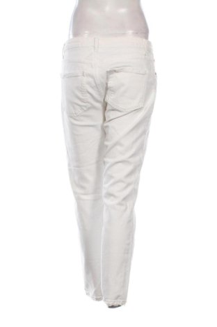 Blugi de femei Zara, Mărime L, Culoare Alb, Preț 72,99 Lei