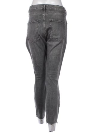 Blugi de femei Zara, Mărime XL, Culoare Gri, Preț 72,99 Lei