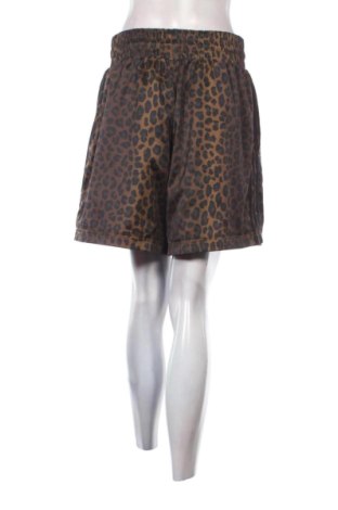 Дамски къс панталон Adidas Originals, Размер M, Цвят Многоцветен, Цена 17,35 €