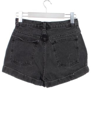 Pantaloni scurți de femei American Apparel, Mărime S, Culoare Gri, Preț 90,61 Lei