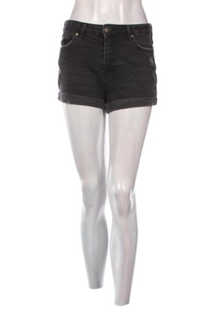 Pantaloni scurți de femei Bershka, Mărime M, Culoare Gri, Preț 51,00 Lei