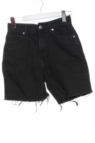 Pantaloni scurți de femei Bershka, Mărime XS, Culoare Negru, Preț 50,59 Lei