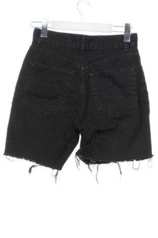 Pantaloni scurți de femei Bershka, Mărime XS, Culoare Negru, Preț 50,59 Lei
