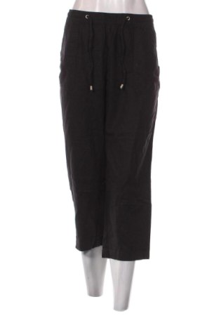 Pantaloni scurți de femei Bexleys, Mărime XL, Culoare Negru, Preț 91,00 Lei