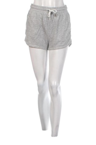 Дамски къс панталон H&M, Размер S, Цвят Многоцветен, Цена 10,22 €