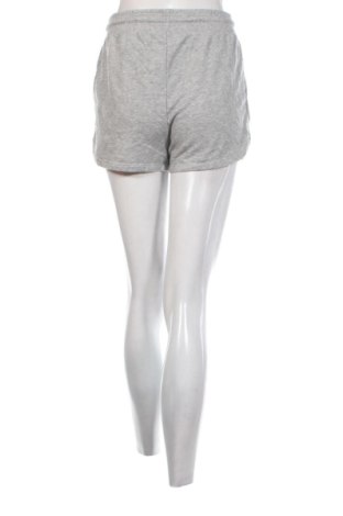 Дамски къс панталон H&M, Размер S, Цвят Многоцветен, Цена 10,22 €