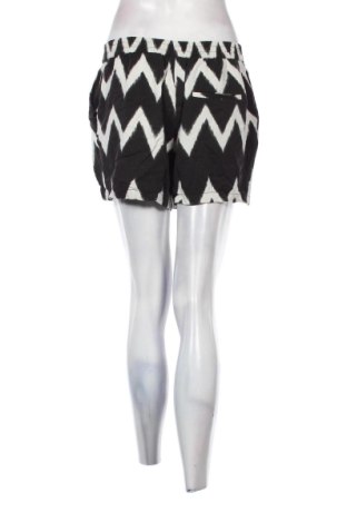 Damskie szorty H&M, Rozmiar L, Kolor Czarny, Cena 53,58 zł