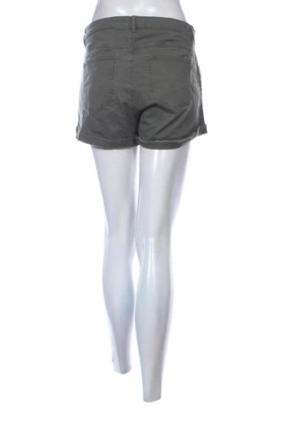 Damen Shorts H&M, Größe XL, Farbe Grün, Preis 9,70 €