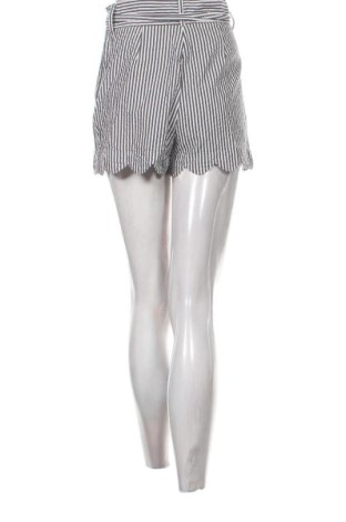 Dámské kraťasy  H&M, Velikost M, Barva Vícebarevné, Cena  283,00 Kč