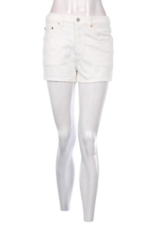 Pantaloni scurți de femei Levi's, Mărime M, Culoare Alb, Preț 127,93 Lei