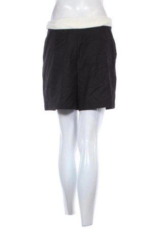 Pantaloni scurți de femei Lumina, Mărime M, Culoare Multicolor, Preț 107,99 Lei