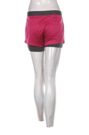 Pantaloni scurți de femei Nike, Mărime M, Culoare Roz, Preț 130,33 Lei