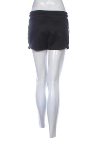 Pantaloni scurți de femei Nike, Mărime S, Culoare Negru, Preț 88,62 Lei