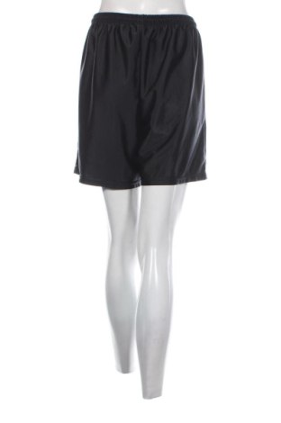 Pantaloni scurți de femei Nike, Mărime L, Culoare Negru, Preț 151,97 Lei