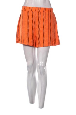 Damskie szorty SHEIN, Rozmiar M, Kolor Kolorowy, Cena 52,42 zł