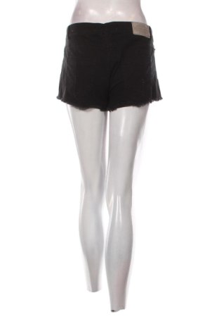 Damen Shorts Shana, Größe M, Farbe Schwarz, Preis 10,00 €